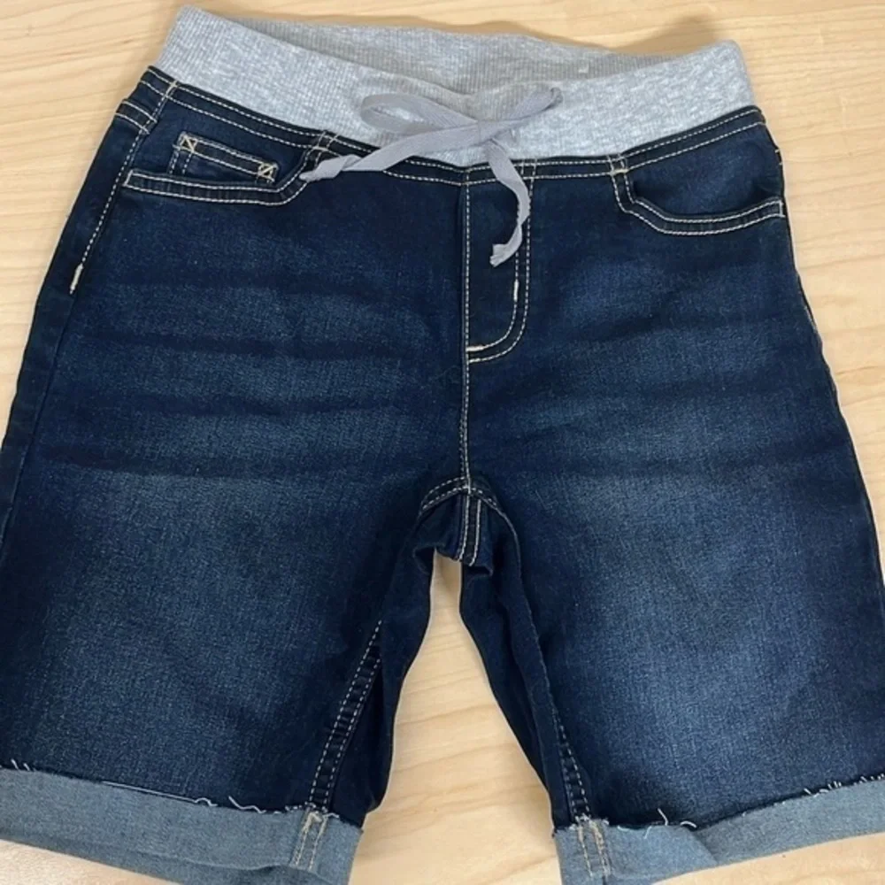 Justice dark wash jeans size 12 slim elastic waist‎